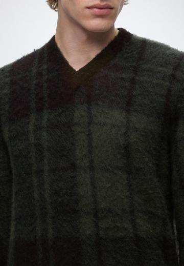 Пуловер