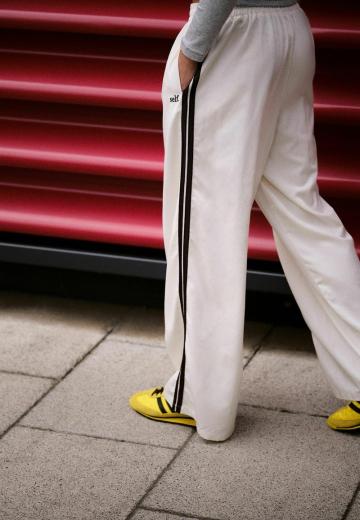 Спортивные штаны