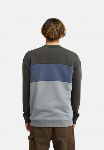 Спортивная кофта