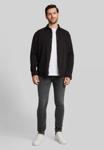 Узкие джинсы