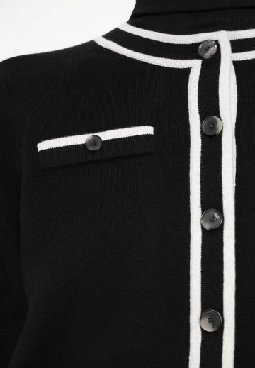 Вязаный жилет