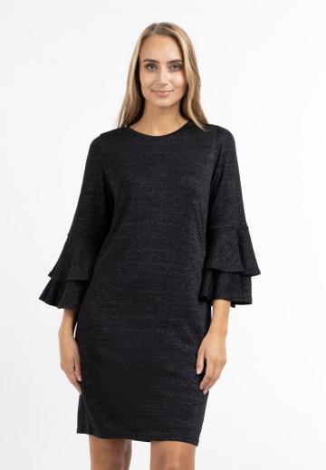 Вязаное платье