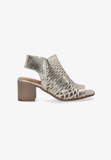 Сандалии