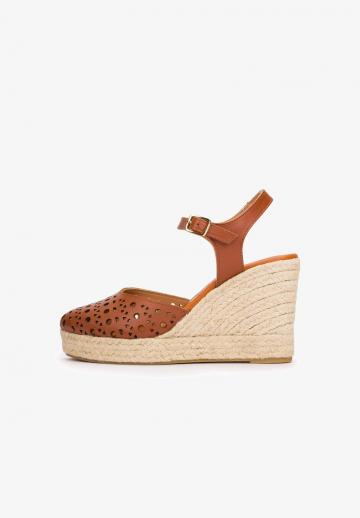 Туфли на высоком каблуке