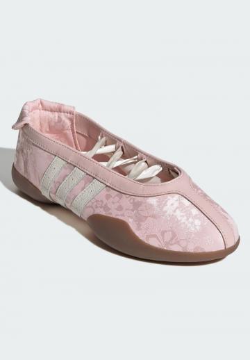 Спортивные балетки