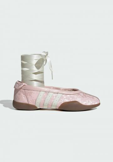 Спортивные балетки