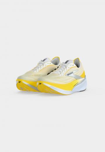 Беговые кроссовки