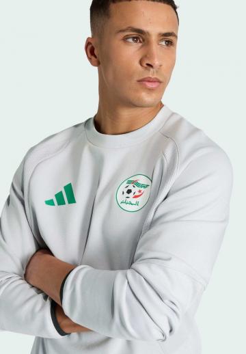 Спортивная кофта
