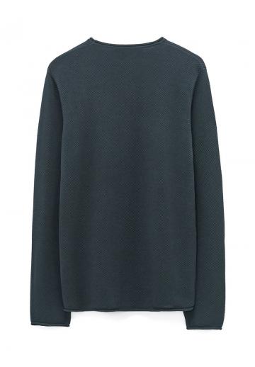 Вязаный пуловер