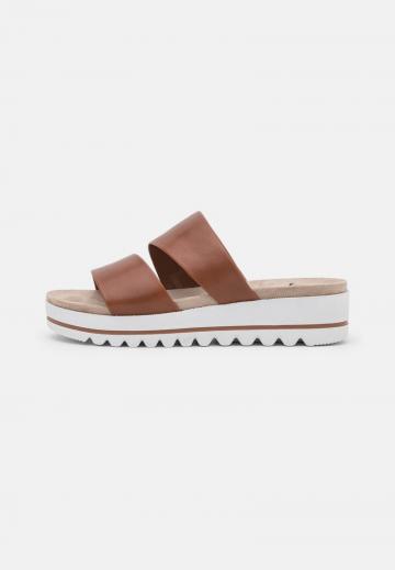 Домашняя обувь