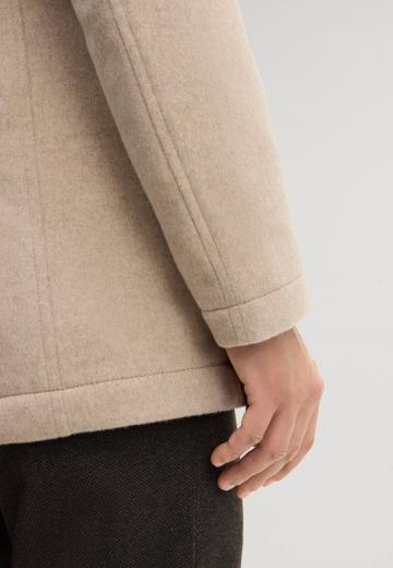 Короткое пальто