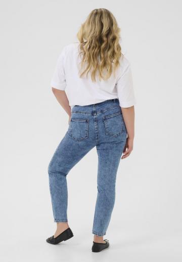 Джинсы
