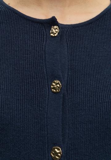 Вязаная кофта