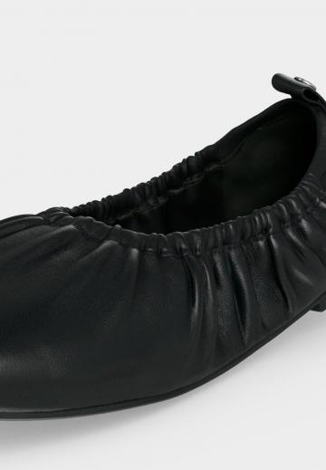 Балетки