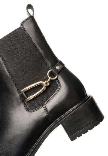 Полусапожки на платформе