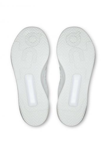 Теннисные кроссовки