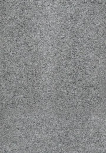 Вязаное платье