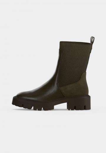 Ботинки челси