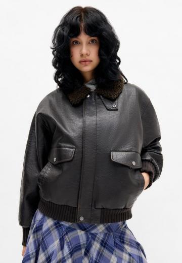 Куртка из искусственной кожи