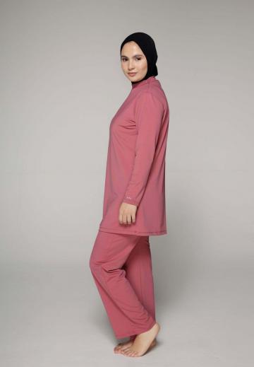 Слитный купальник