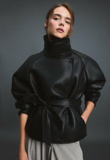Куртка из искусственной кожи
