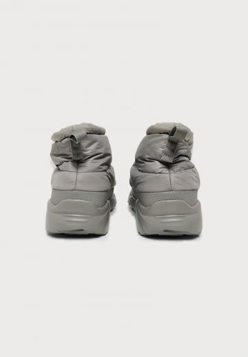 Ботинки