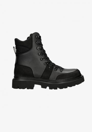 Полусапожки на шнурках