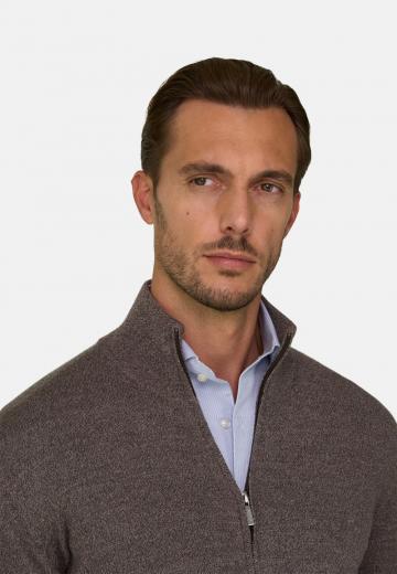 Вязаная кофта
