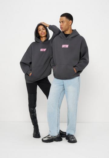 Пуловер с капюшоном