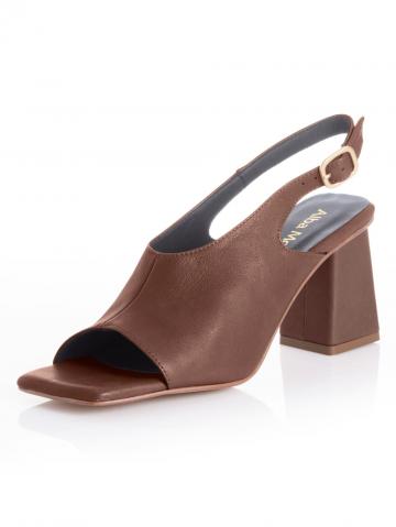 Туфли на высоком каблуке