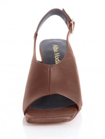 Туфли на высоком каблуке