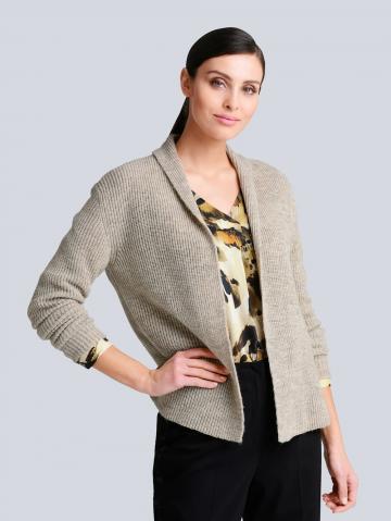 Вязаная кофта