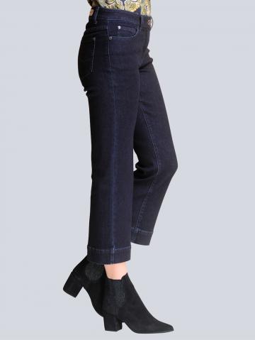 Короткие джинсы