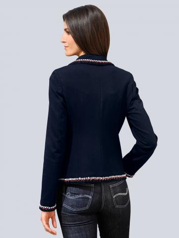 Короткий пиджак