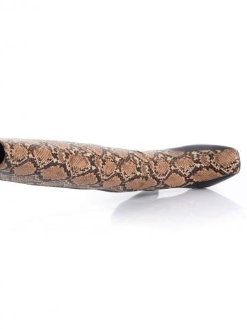 Туфли на высоком каблуке