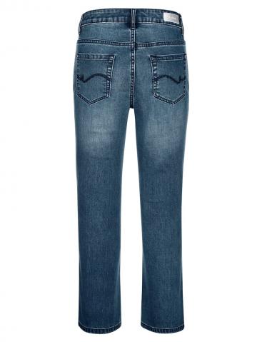 Короткие джинсы