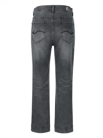 Короткие джинсы