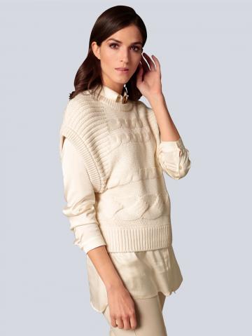 Пуловер с круглым вырезом