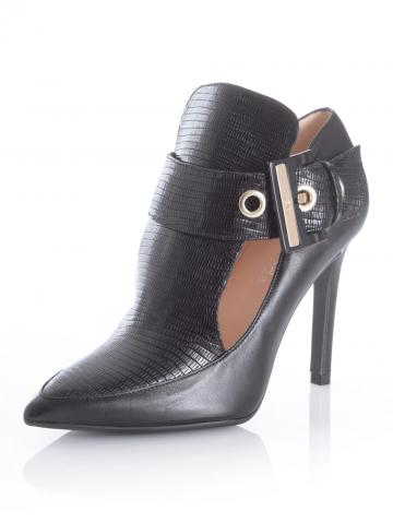 Туфли на высоком каблуке