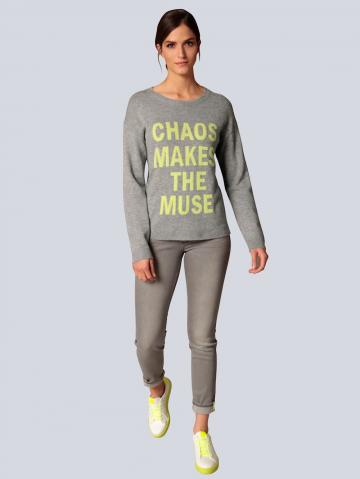 Пуловер с круглым вырезом