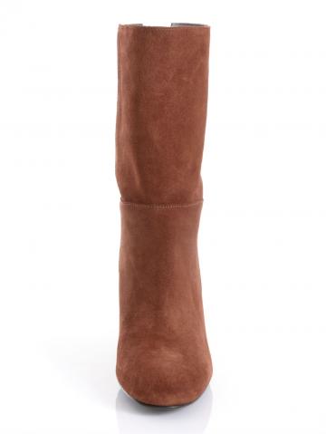 Туфли на высоком каблуке