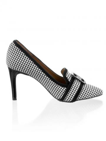 Туфли на высоком каблуке