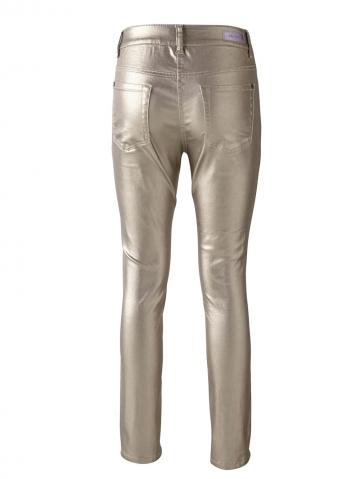 Короткие джинсы