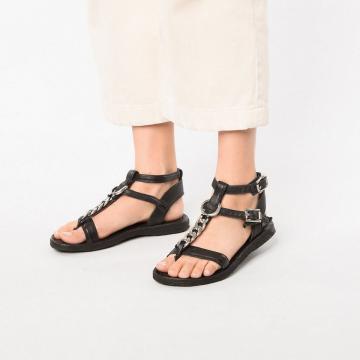 Туфли с ремешком