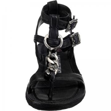 Туфли с ремешком