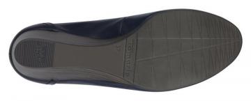 Туфли на танкетке