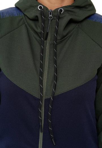 Домашний костюм