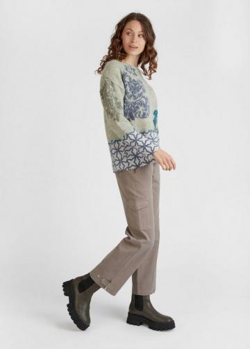 Вязаный пуловер