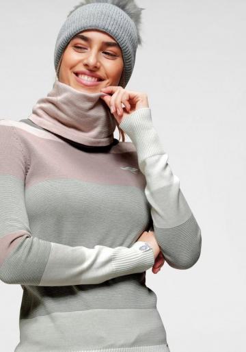 Вязаный пуловер