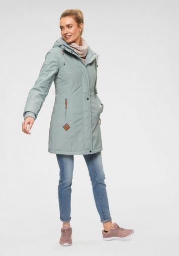 Вязаный пуловер